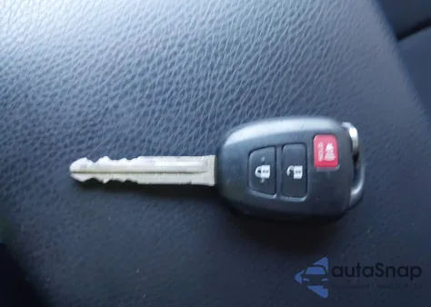 2015 Toyota Rav4 Le from USA, damaged, VIN JTMBFREV6FD152544